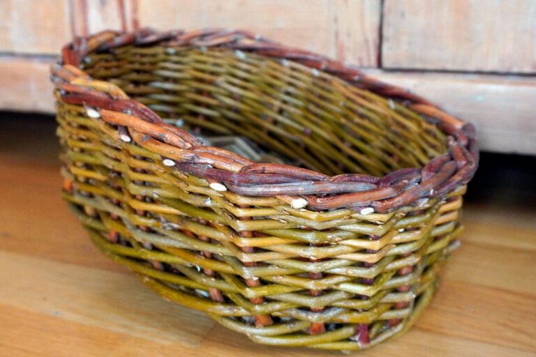 3 Ovales Koerbchen Natur 01