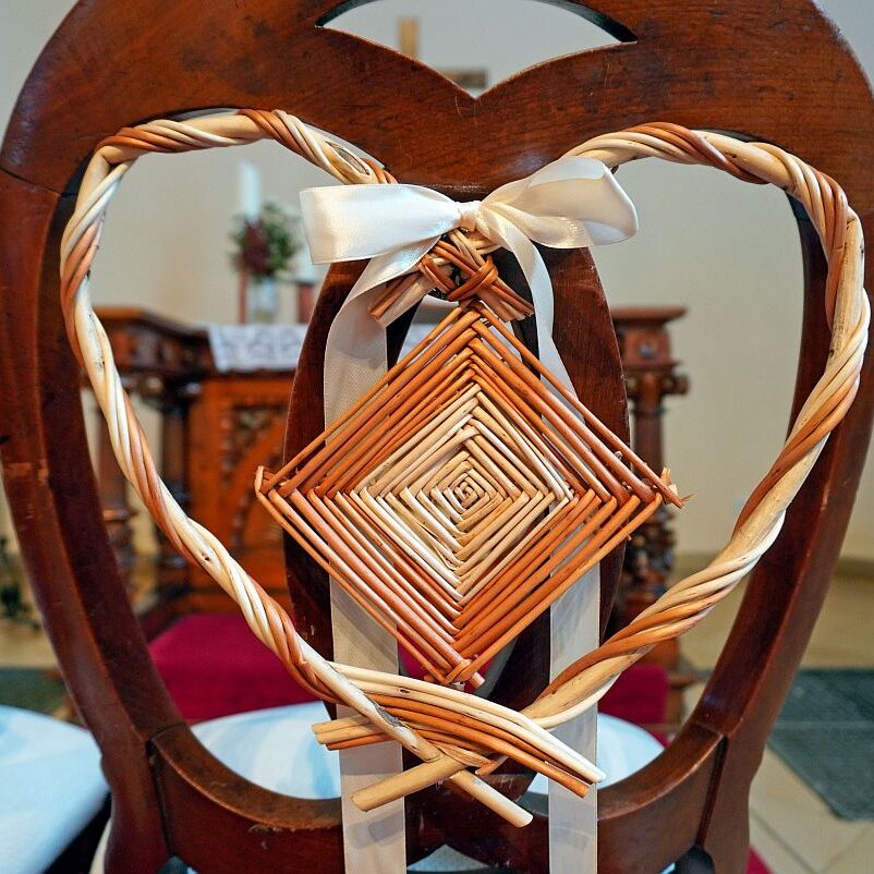 0Weidenherzen Kirchenschmuck 07