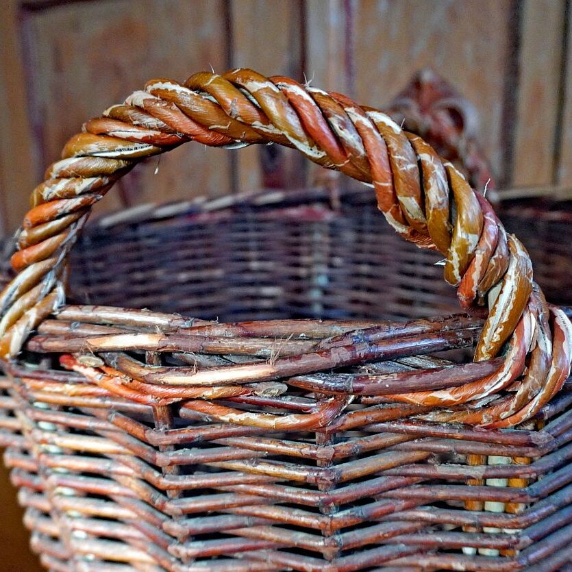 Reparatur Grosser Holzkorb 10