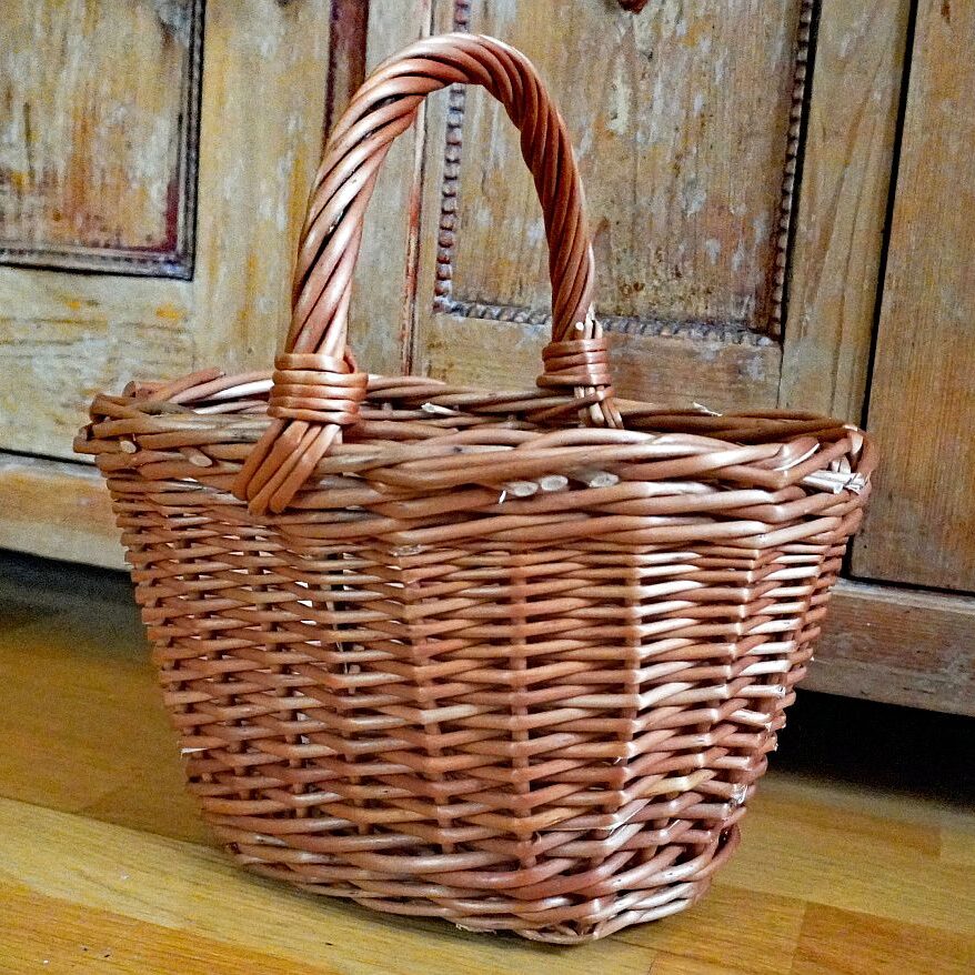 Kleines ovales Kinderkörbchen 1