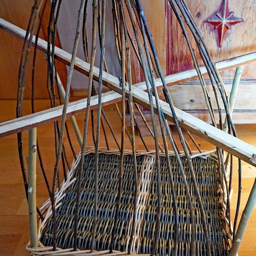 Zweiter rechteckiger Holzkorb 2