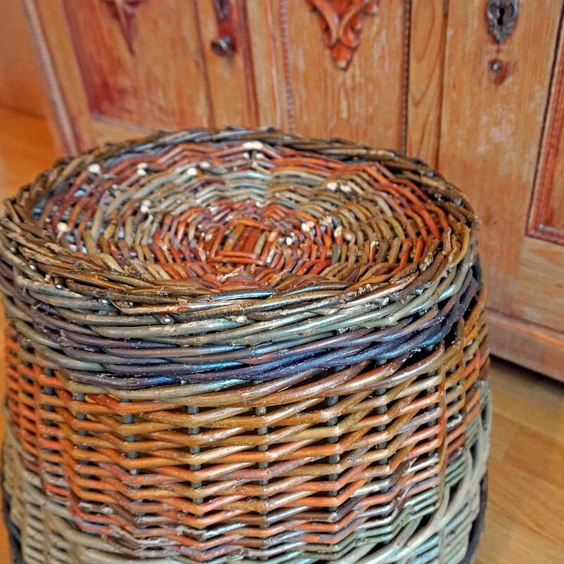 Aufgesteckter Korbfuss 6