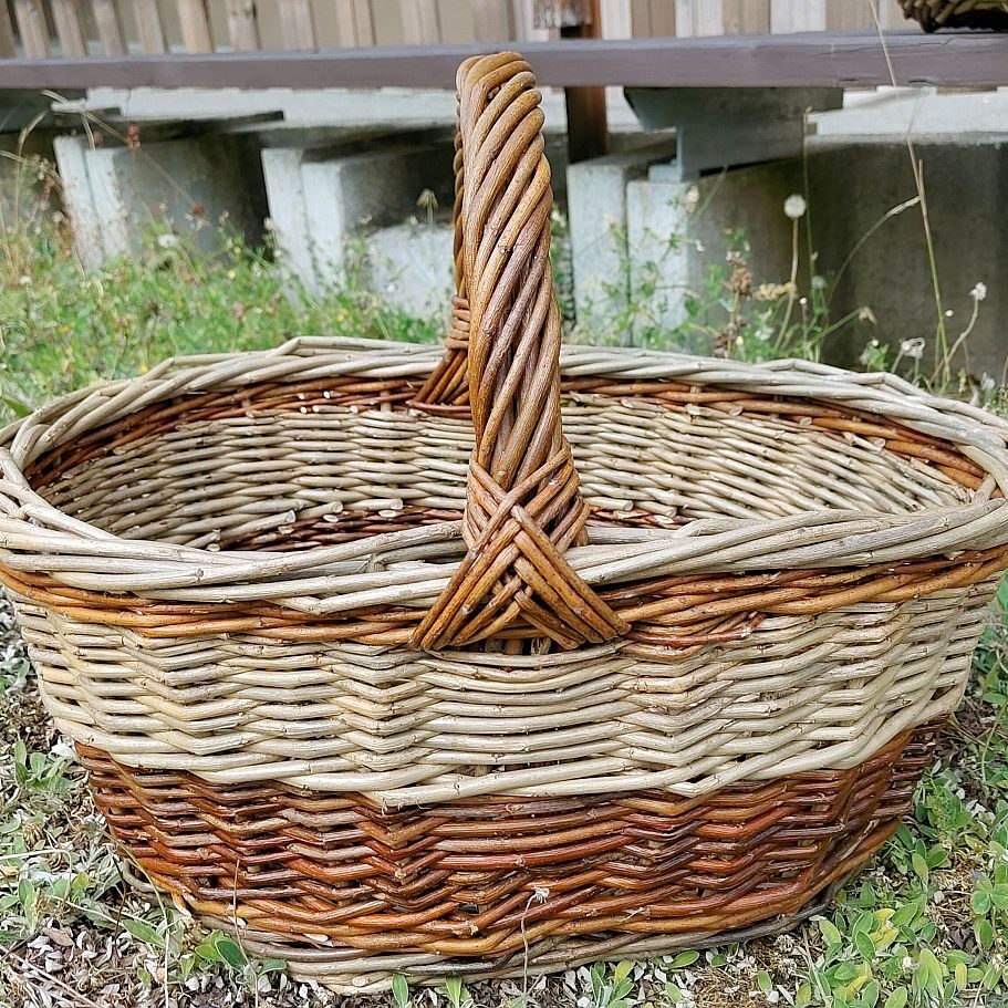 4 grosse Körbe 5